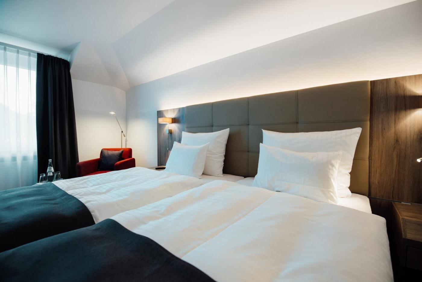 Hotel Schmachtendorf أوبيرهاوزين المظهر الخارجي الصورة