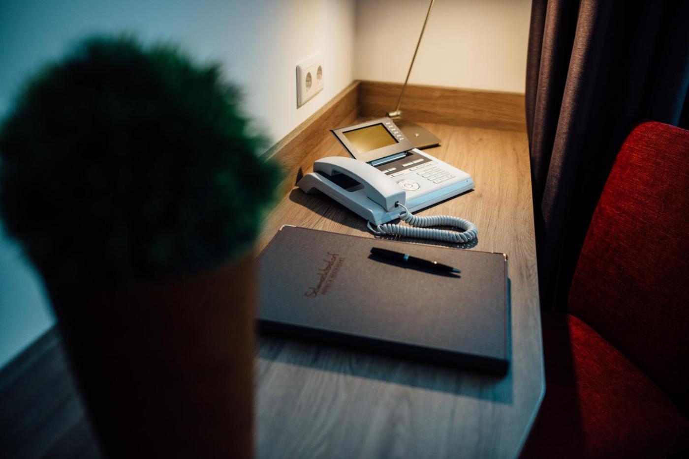 Hotel Schmachtendorf أوبيرهاوزين المظهر الخارجي الصورة